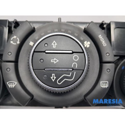 Peugeot - 308 - Heater control panel