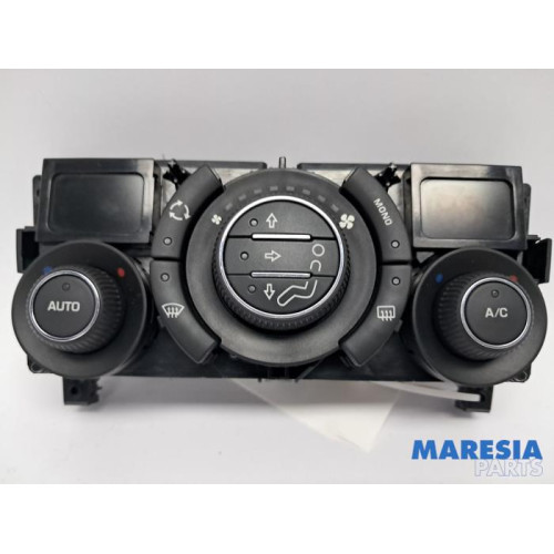 Peugeot - 308 - Heater control panel