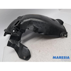 Renault - Megane - Wheel arch liner