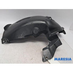 Renault - Megane - Wheel arch liner