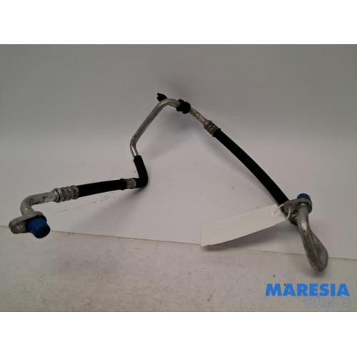 Renault - Megane - Air conditioning line