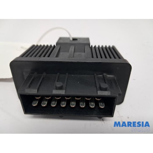 Peugeot - 308 - Relais