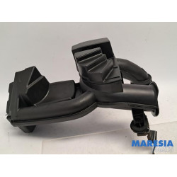 Renault - Megane - Resonance housing