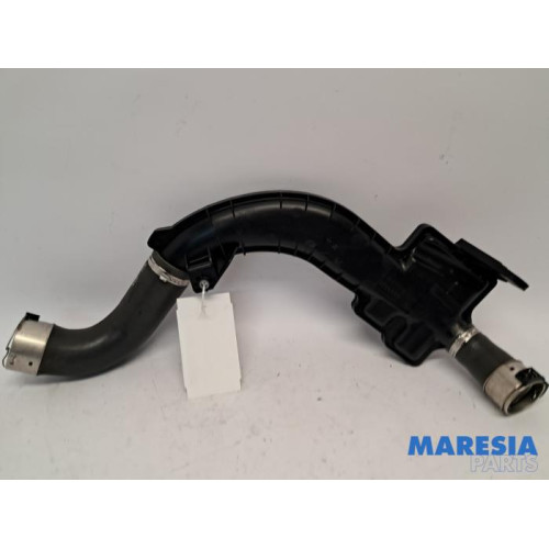 Renault - Megane - Intercooler hose
