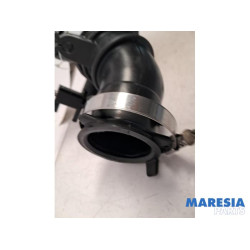 Renault - Megane - Air intake hose