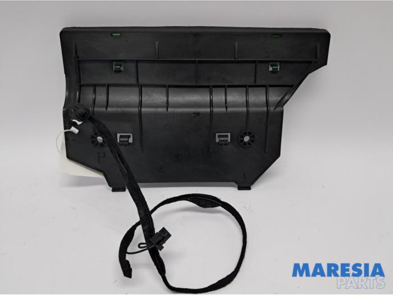 Peugeot - 308 - Antenna Amplifier