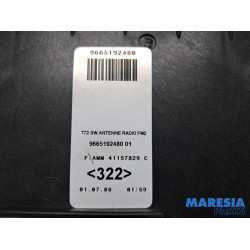 Peugeot - 308 - Antenna Amplifier