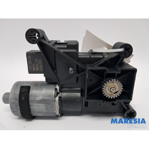 Peugeot - 308 - Sunroof motor