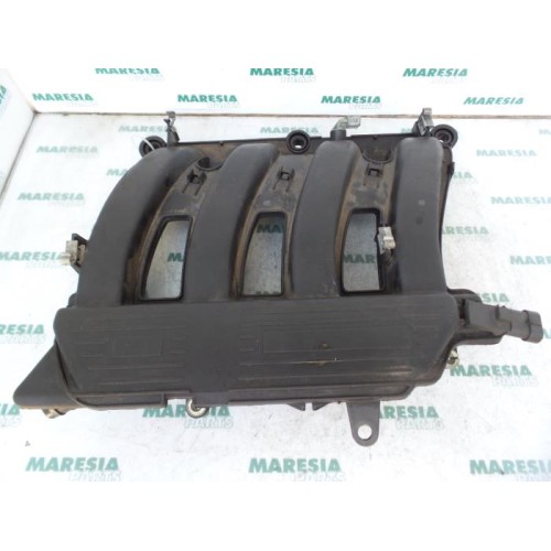 Renault - Megane Scenic - Intake manifold