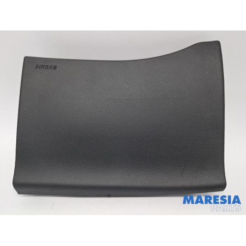 Peugeot - 308 - Knee airbag, left