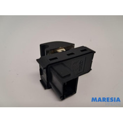 Peugeot - 308 - Schuifdak schakelaar