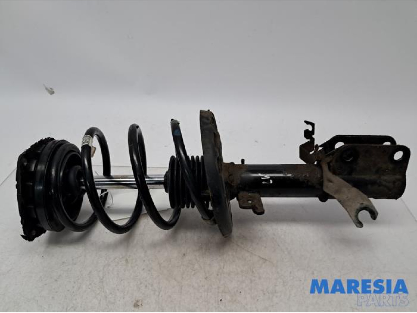 Renault - Megane - Front shock absorber rod, left