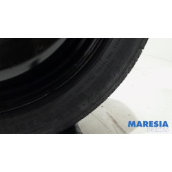 Alfa Romeo - Giulietta - Krikset + reservewiel