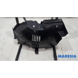 Renault - Trafic - Wheel arch liner