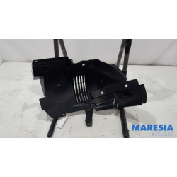 Renault - Trafic - Wheel arch liner