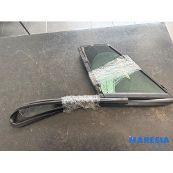 Peugeot - 308 - Dreieckfenster links vorne
