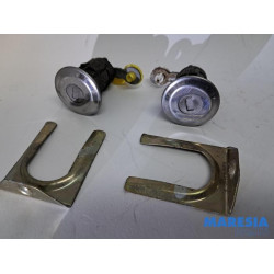 Peugeot - 107 - Slotenset