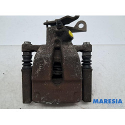 Renault - Megane - Rear brake calliper, right