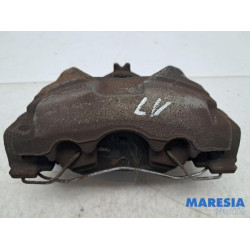 Renault - Megane - Front brake calliper, left