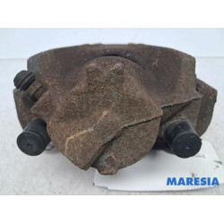 Renault - Megane - Front brake calliper, left