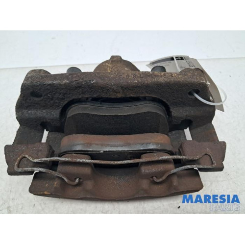 Renault - Megane - Bremszange rechts vorne