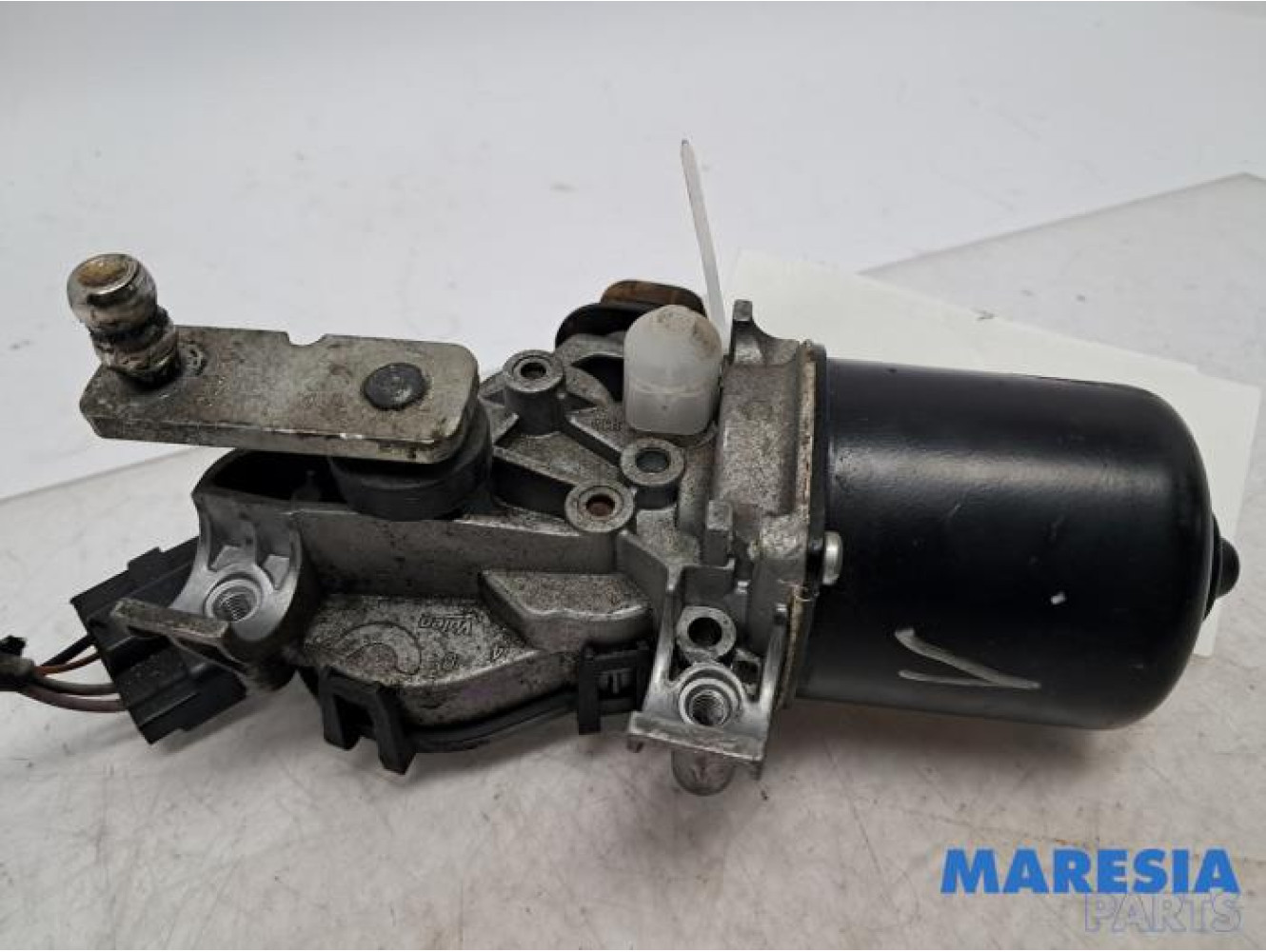 Renault - Megane - Scheibenwischermotor vorne