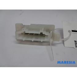 Peugeot - 107 - Heater resistor