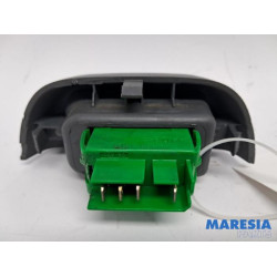 Peugeot - 107 - Elektrisches Fenster Schalter