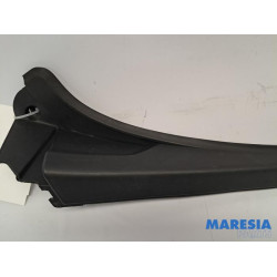 Renault - Trafic - Frontscreen frame