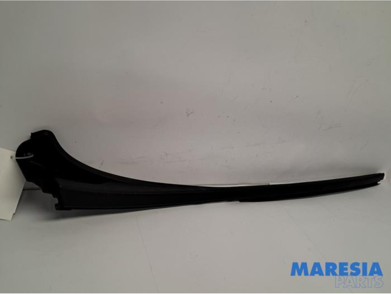 Renault - Trafic - Frontscreen frame