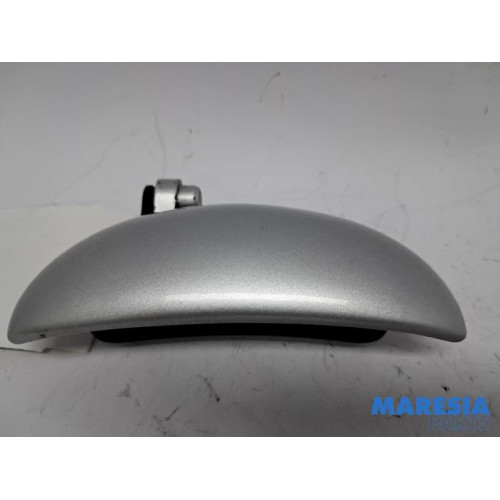Peugeot - 107 - Poignée portière 2portes droite