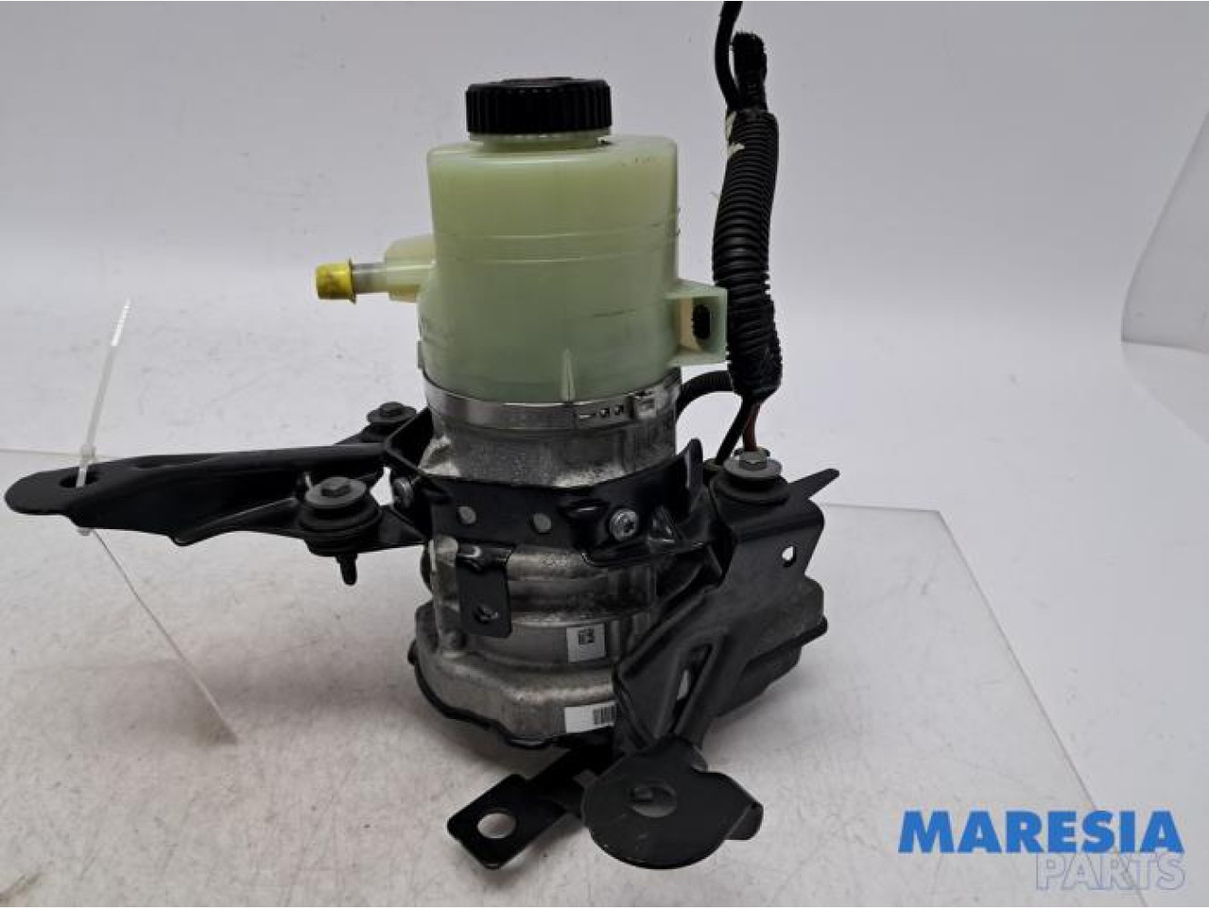 Renault - Trafic - Stuurbekrachtiging Pomp