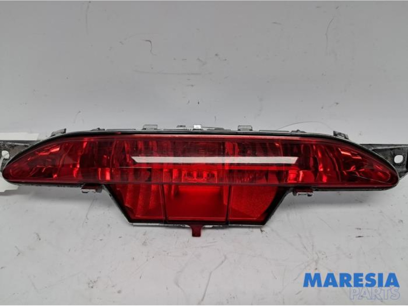 Peugeot - 208 - Feu antibrouillard arrière