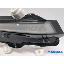 Peugeot - 208 - Tageslicht links