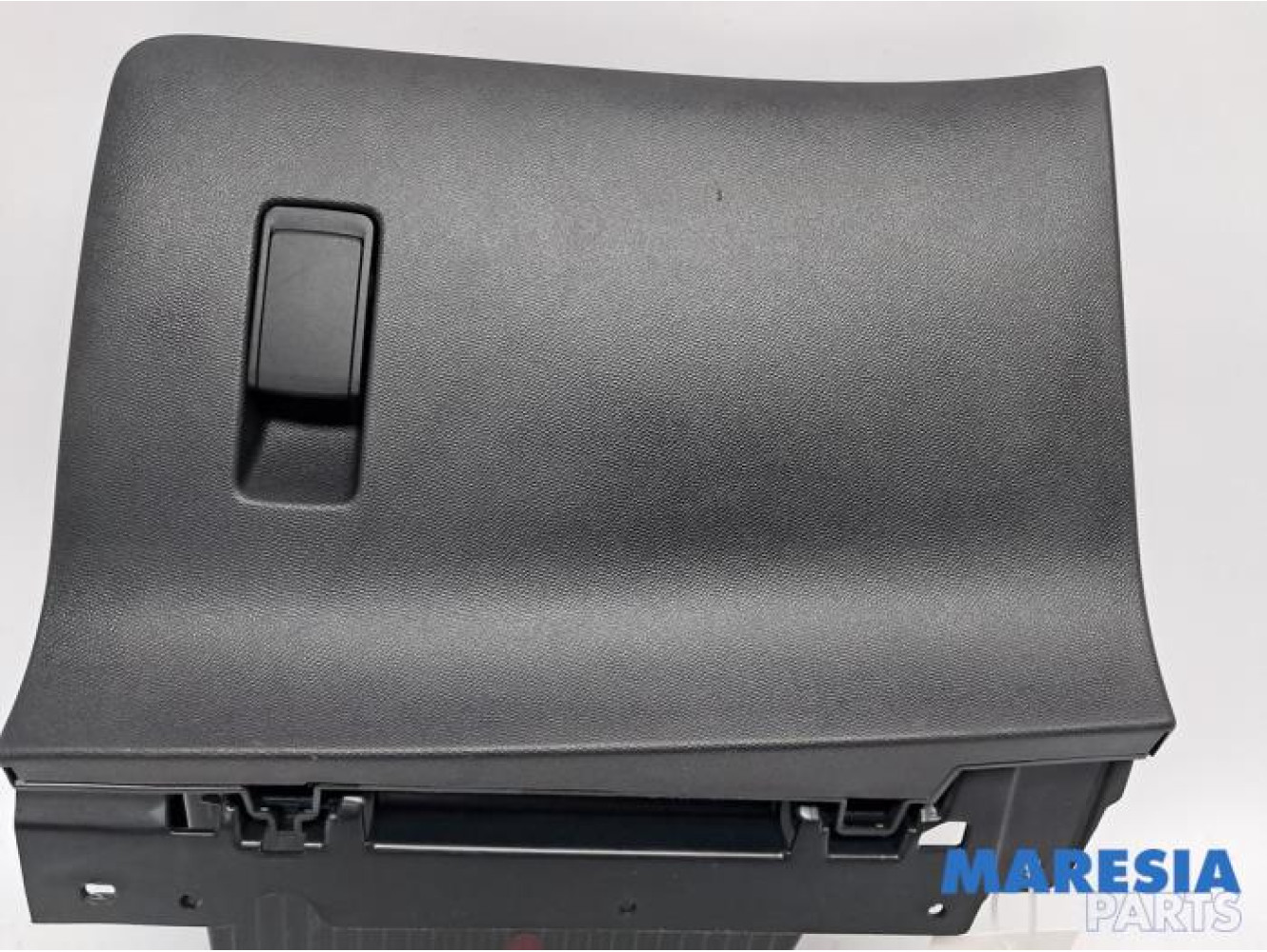 Peugeot - 208 - Boîte à gants