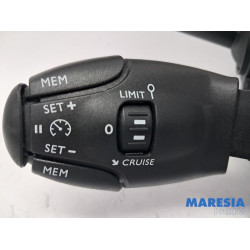 Peugeot - 208 - Steering column stalk