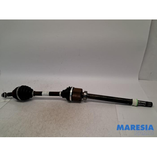 Renault - Trafic - Antriebswelle rechts vorne