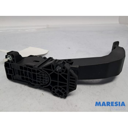 Peugeot - 208 - Accelerator pedal