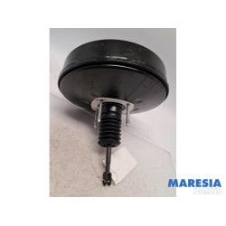 Renault - Trafic - Brake servo