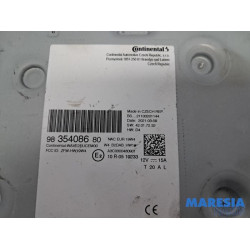 Peugeot - 208 - Multi-media control unit