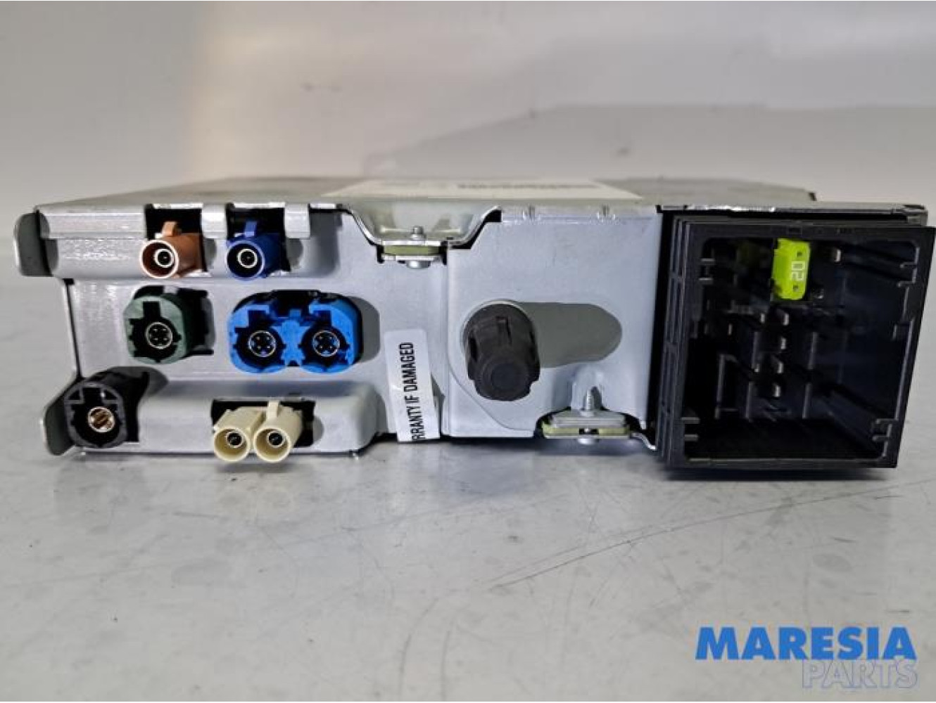 Peugeot - 208 - Multi-media control unit