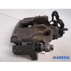 Renault - Trafic - Rear brake calliper, right