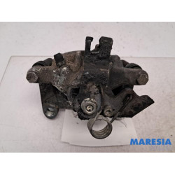 Renault - Trafic - Rear brake calliper, right