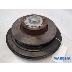 Renault - Trafic - Knuckle, rear right