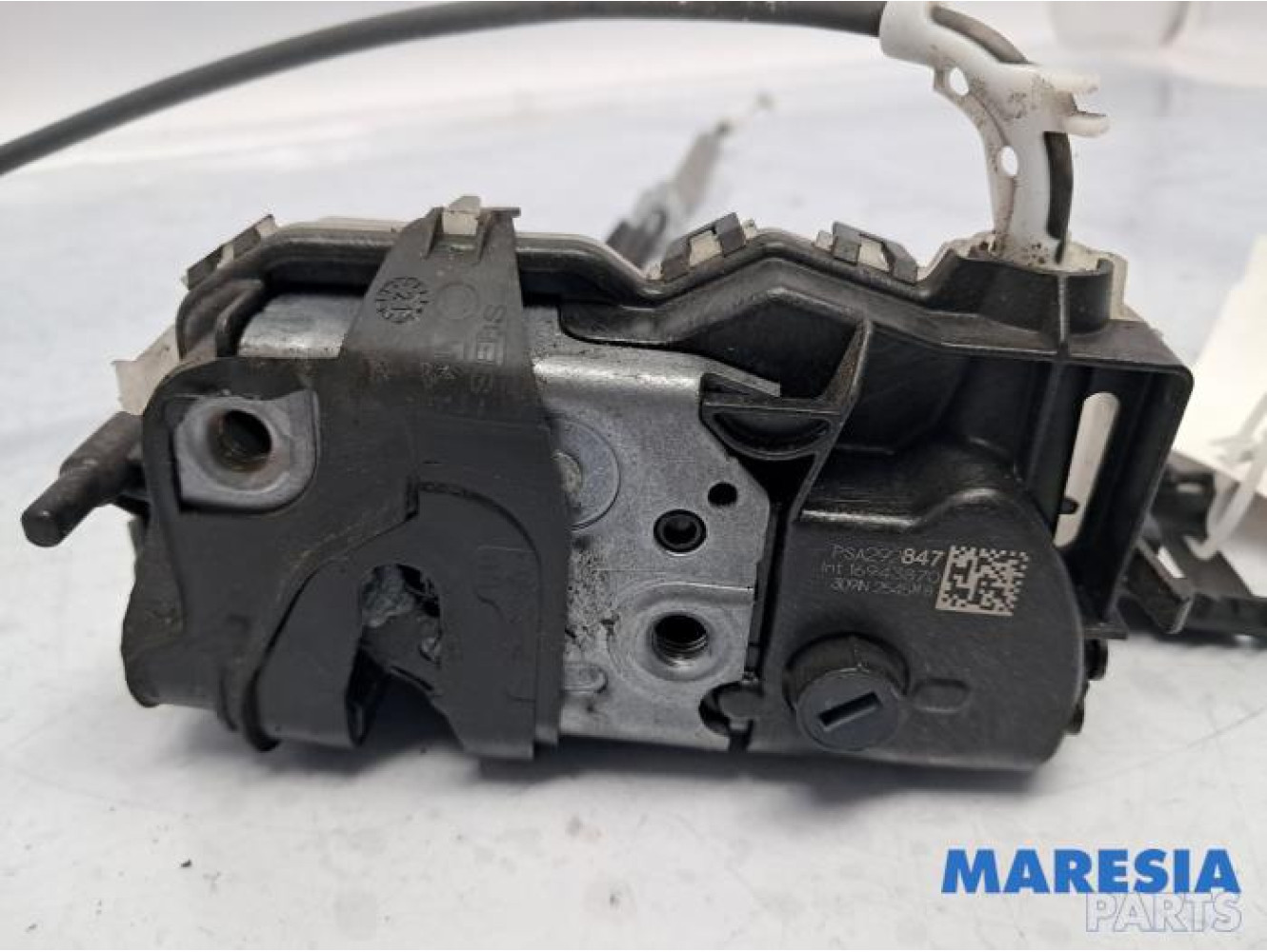 Peugeot - 208 - Front door lock mechanism 4-door, right