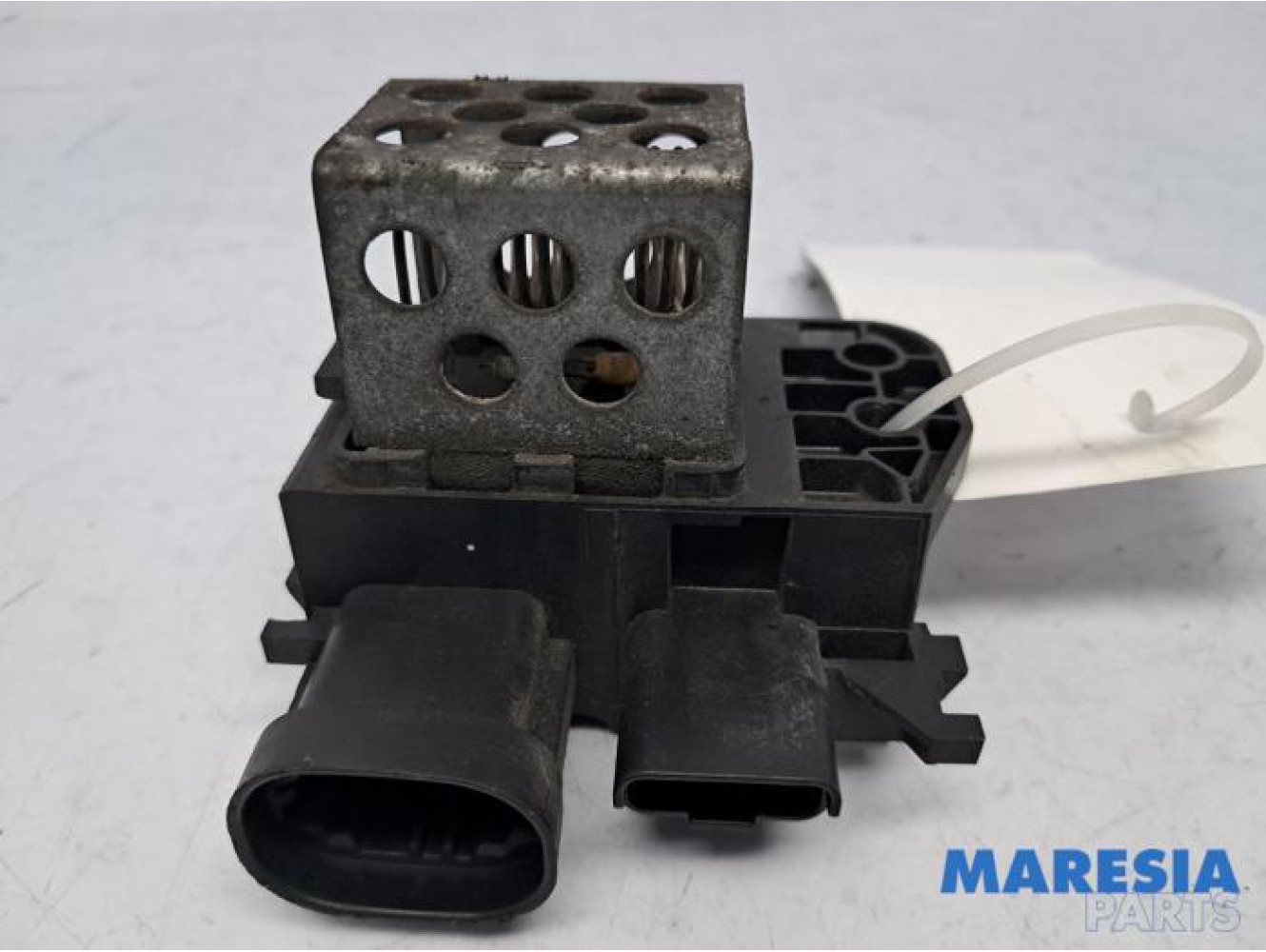 Peugeot - 208 - Koelvinweerstand