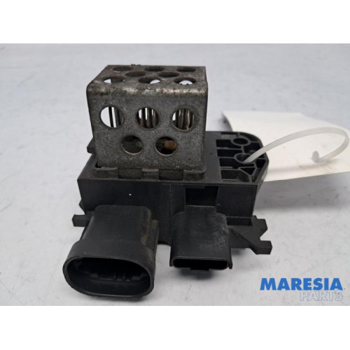 Peugeot - 208 - Koelvinweerstand