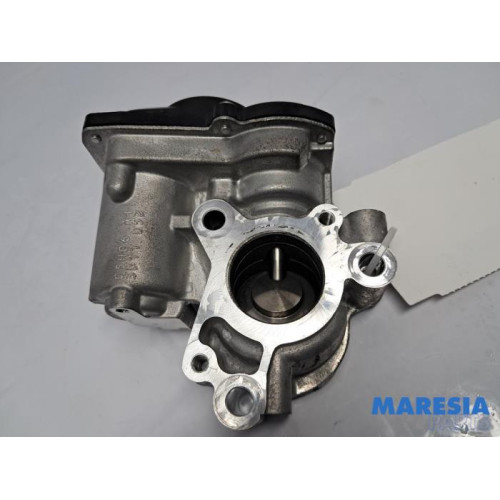 Renault - Trafic - Drosselklappengehäuse