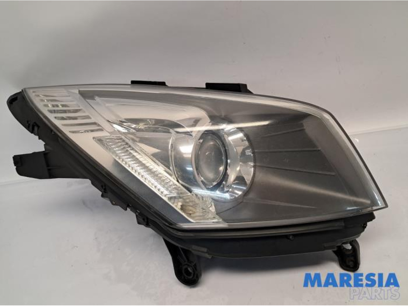 Citroen - C6 - Scheinwerfer links