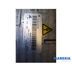 Citroen - C6 - Scheinwerfer links